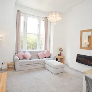 Apartment Chine - Beautiful Location Next To The, Bournemouth