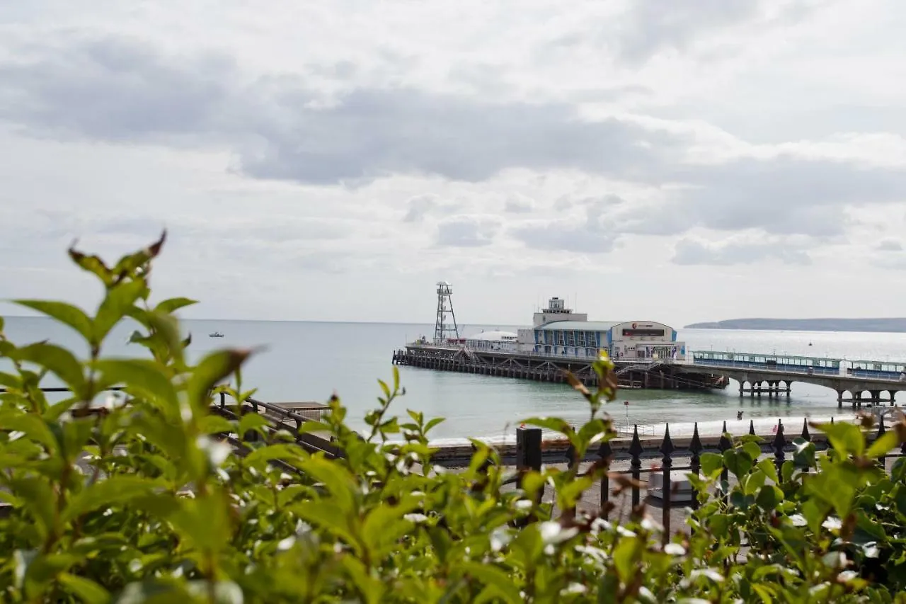 8 Compass Point Apartment Bournemouth